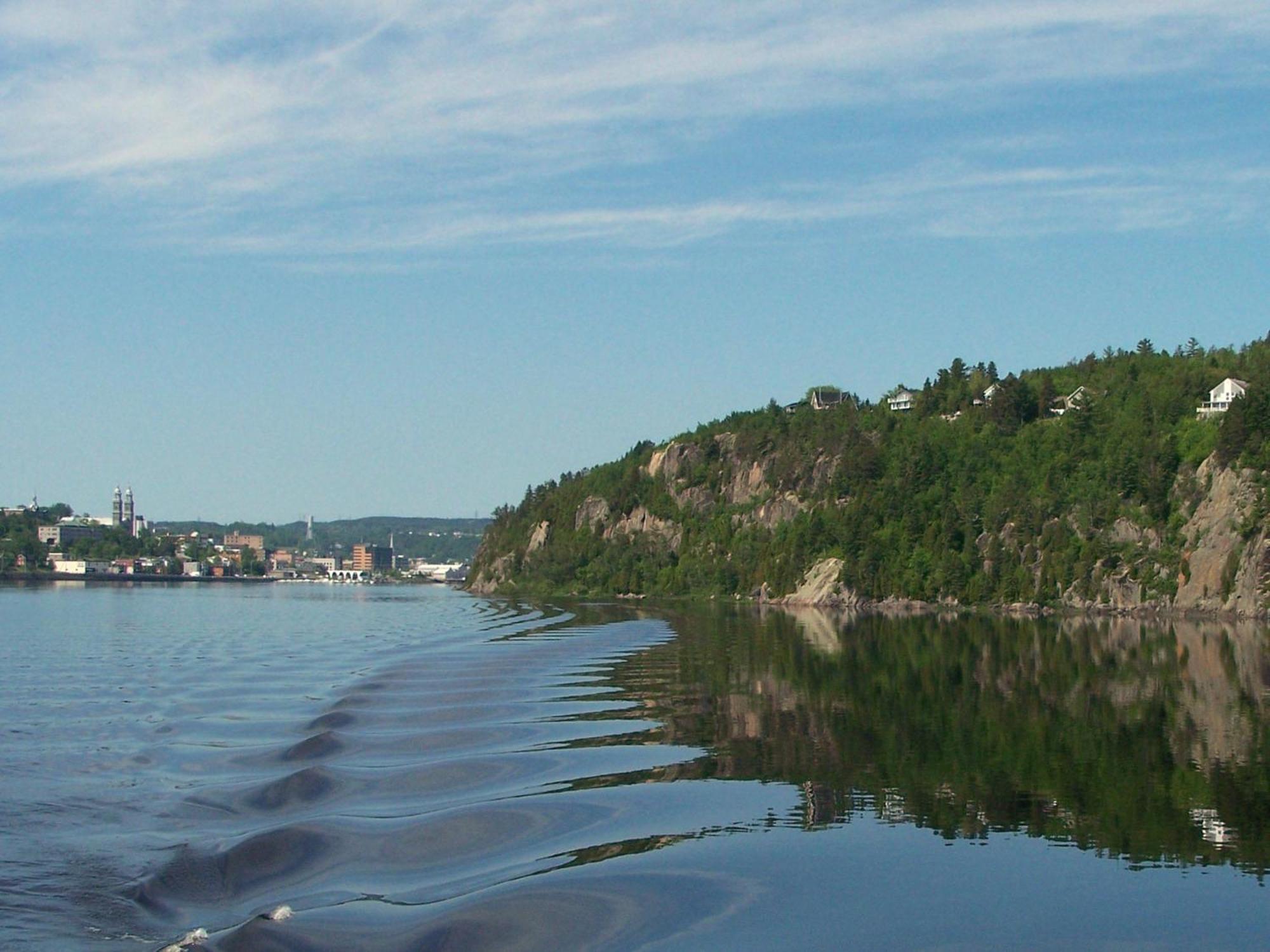 Auberge Centre Ville Saguenay Exterior photo